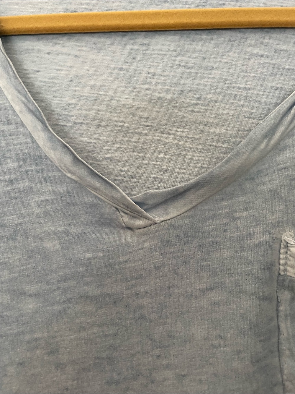 Relaxed V-Neck Long Sleeve Tee in Light Blue size M - Picture 6 of 6
